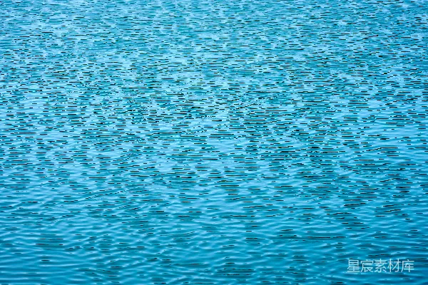 高清摄影 水面涟漪形成了凉爽的纹理。