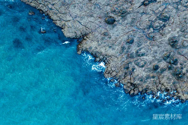 高清摄影 海洋和岩石的俯瞰图