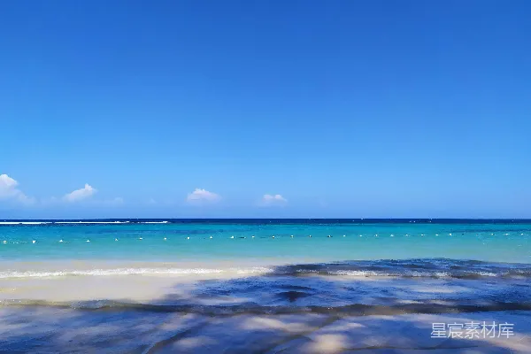 高清摄影 从海滩上看大海的景色