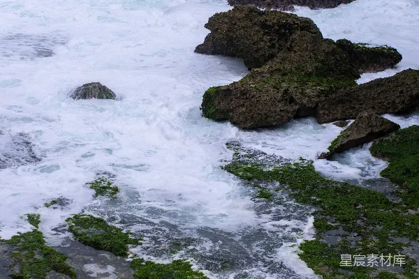 高清摄影 从悬崖上看海景