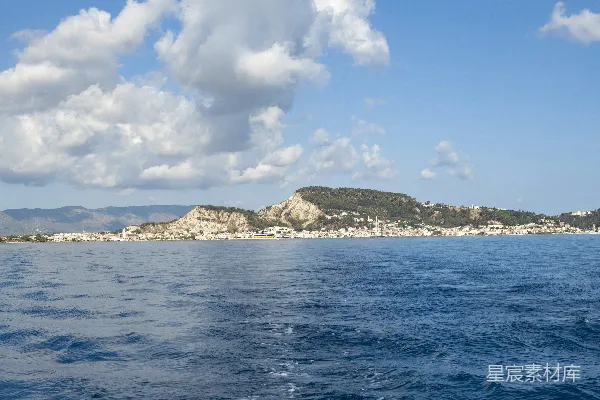 高清摄影 从船后看海景