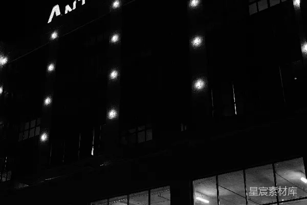 高清摄影 现代建筑外观在夜间被照亮