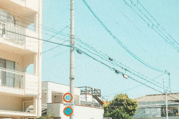 高清摄影 离房子附近的路