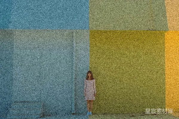 高清摄影 女人站在墙边