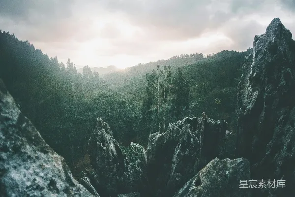 高清摄影 灰色山脉