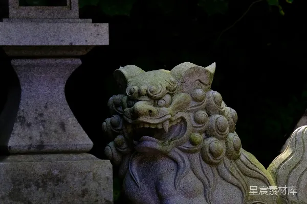 高清摄影 一座狮子雕像