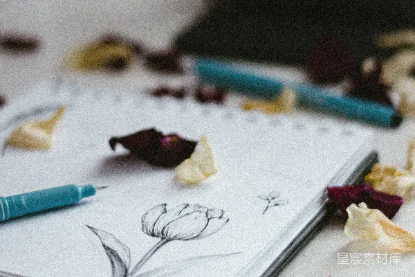 高清摄影 带有图画的白纸打印纸