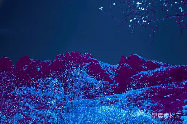 高清摄影 夜晚的山景全貌
