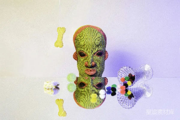 高清摄影 绿色和蓝色的卡通人物