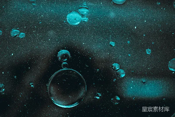 高清摄影 玻璃板上的水滴