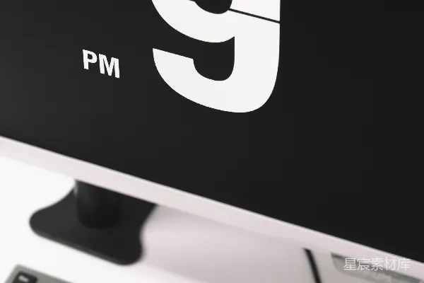 高清摄影 平面显示器显示9点。