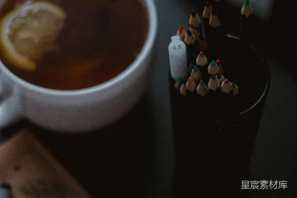 高清摄影 一杯带勺子的茶
