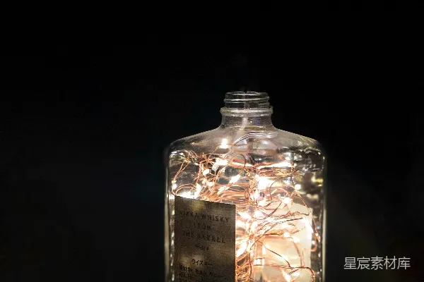 高清摄影 透明玻璃罐