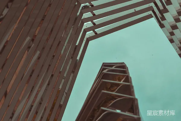 高清摄影 一座带有玻璃墙的高楼