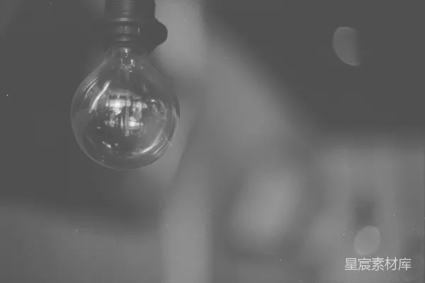 高清摄影 灰度照片中的灯泡