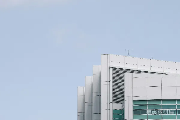 高清摄影 白色和绿色的混凝土建筑