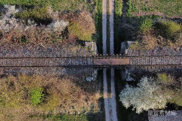 高清摄影 一座横跨河流的桥
