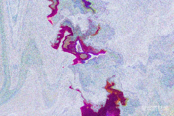 高清摄影 流动的抽象艺术，以漩涡状的蓝、白和紫色调为主。
