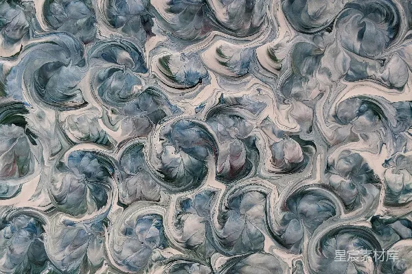 高清摄影 一幅蓝白相间的抽象圆形画作