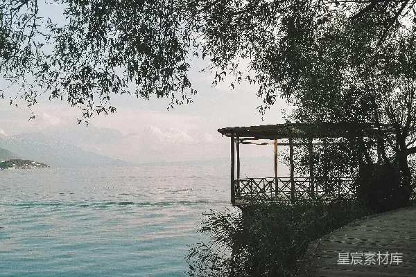 高清摄影 湖畔静谧时光