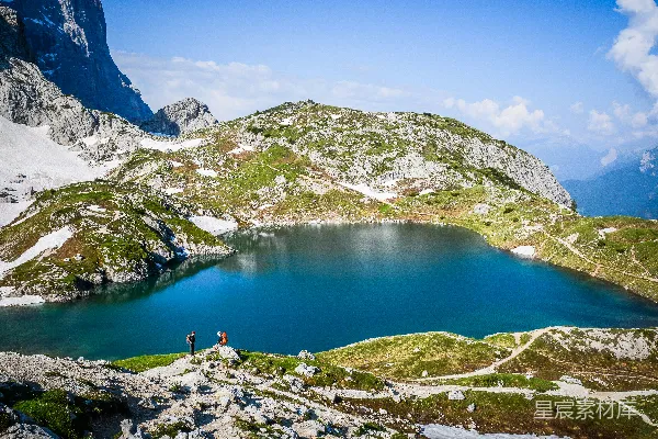 高清摄影 高山湖泊徒步之旅