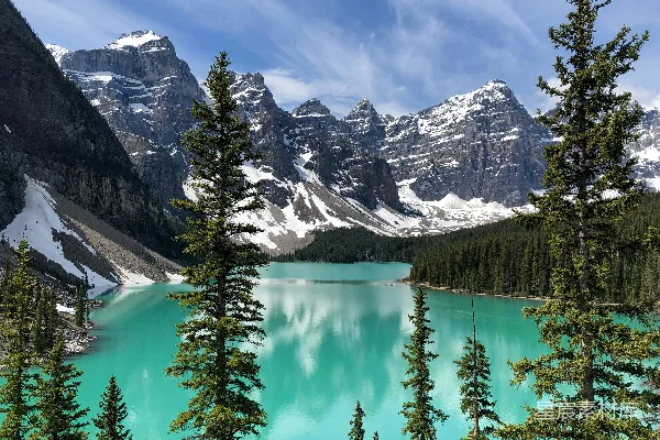 高清摄影 冰川湖的宁静与壮丽