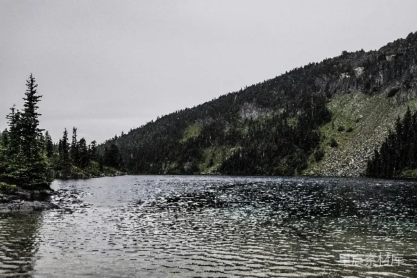 高清摄影 山间湖景