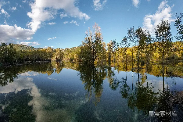 高清摄影 宁静的湖畔秋景
