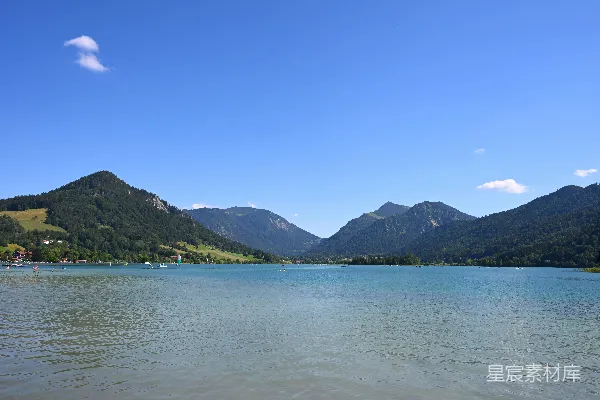 高清摄影 湖光山色的宁静美景