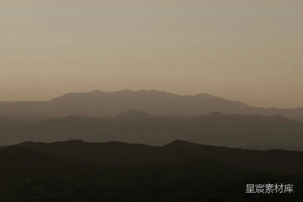 高清摄影 山峦黄昏