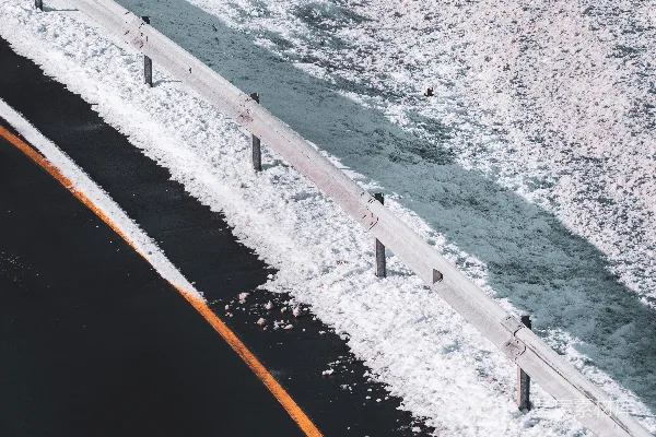 高清摄影 雪后的道路