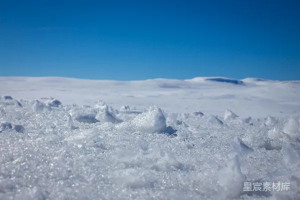 高清摄影 雪地上的冰晶