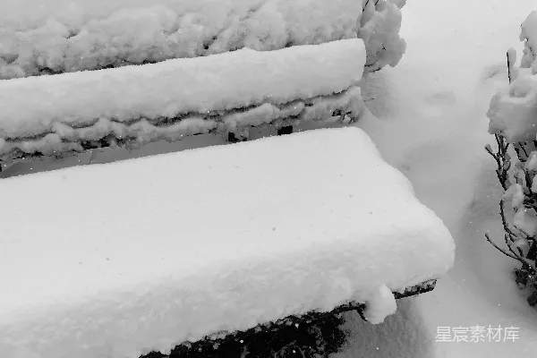 高清摄影 雪中的长椅