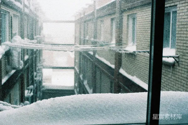 高清摄影 窗外的雪景
