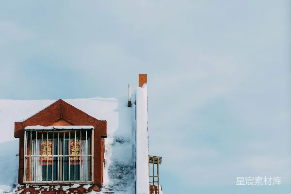 高清摄影 冬日积雪中的红色建筑
