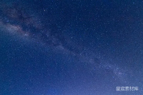 高清摄影 璀璨星空下的银河