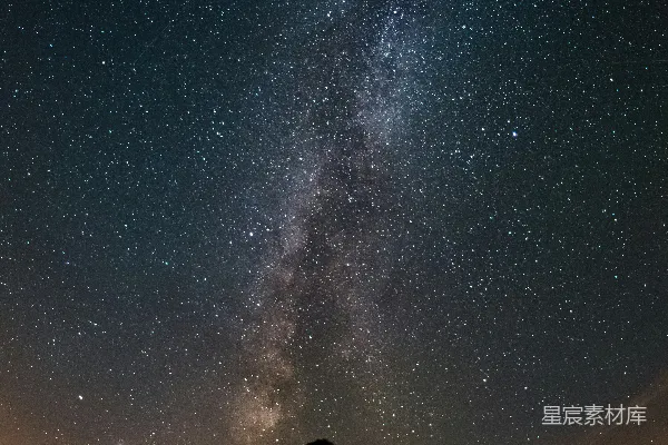 高清摄影 星空下的浪漫之吻