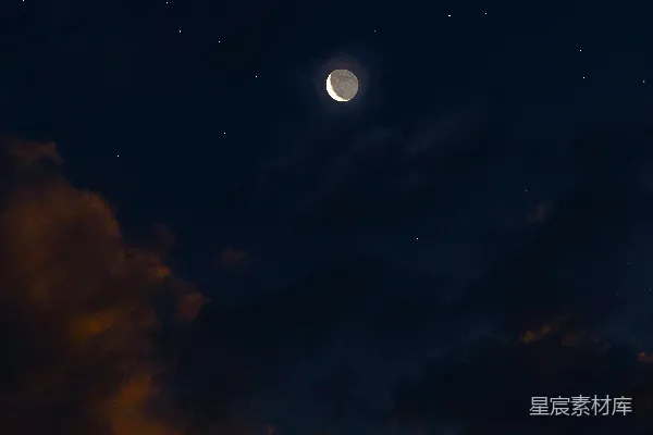 高清摄影 夜空中的新月与流星