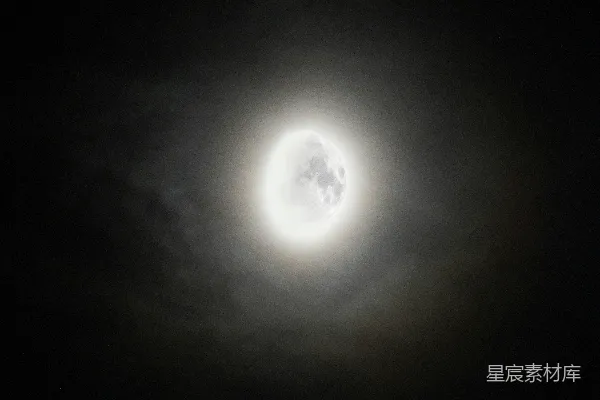 高清摄影 朦胧月光