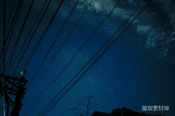 高清摄影 夜空下的电线杆
