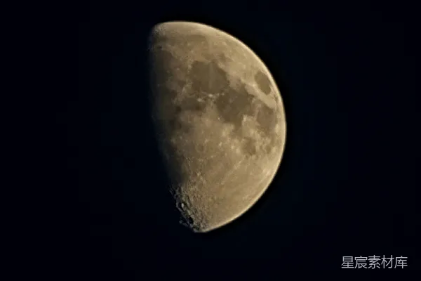 高清摄影 夜空中的弯月