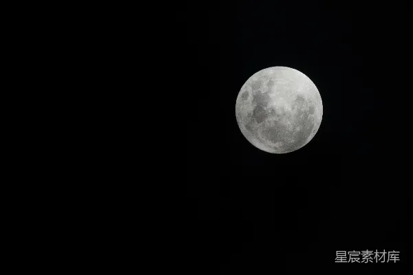 高清摄影 夜空中圆满的月亮