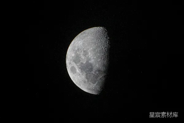 高清摄影 夜空中的月球