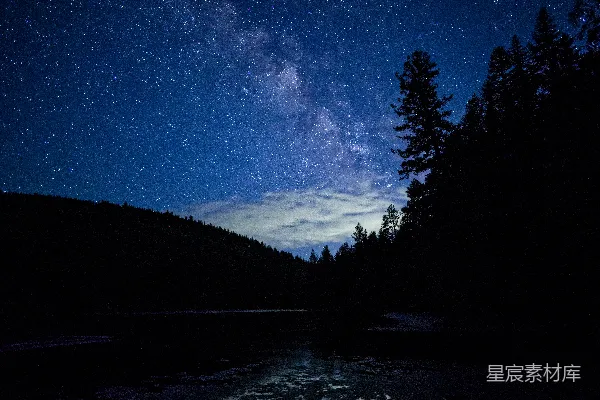 高清摄影 星空下的静谧湖畔