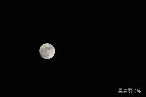 高清摄影 夜空中的一轮明月