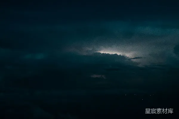 高清摄影 夜幕下的雷电