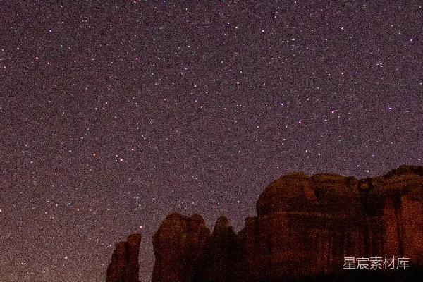 高清摄影 星空下的岩石剪影