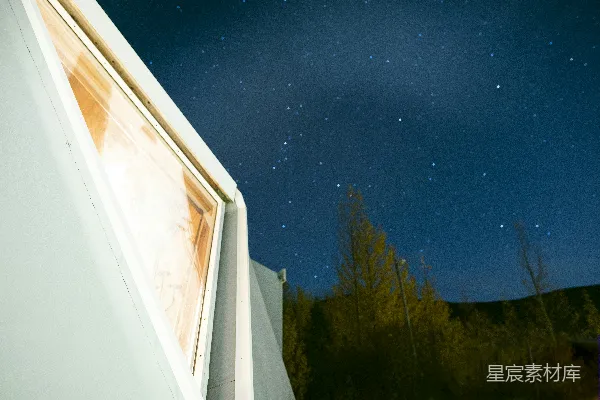 高清摄影 窗外的夜空与星星