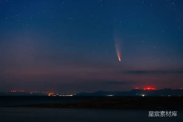高清摄影 彗星夜空下的宁静海岸