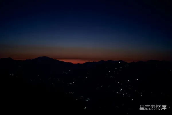 高清摄影 夜幕下的山峦